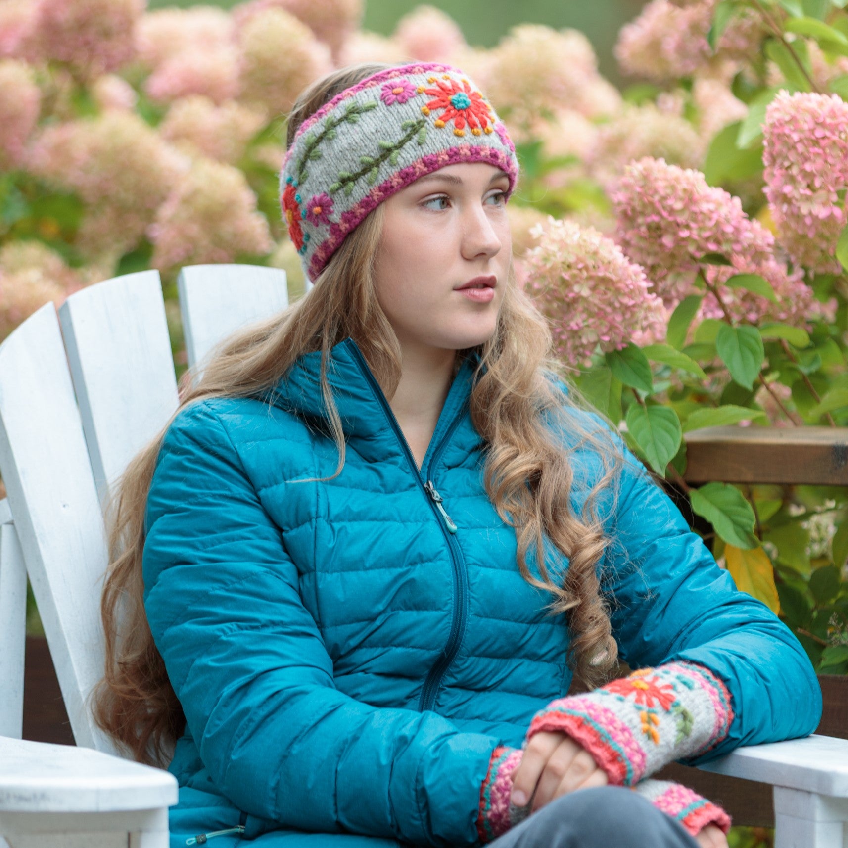 Abigail Headband with Floral Embroidery – Fleece-Lined for warmth