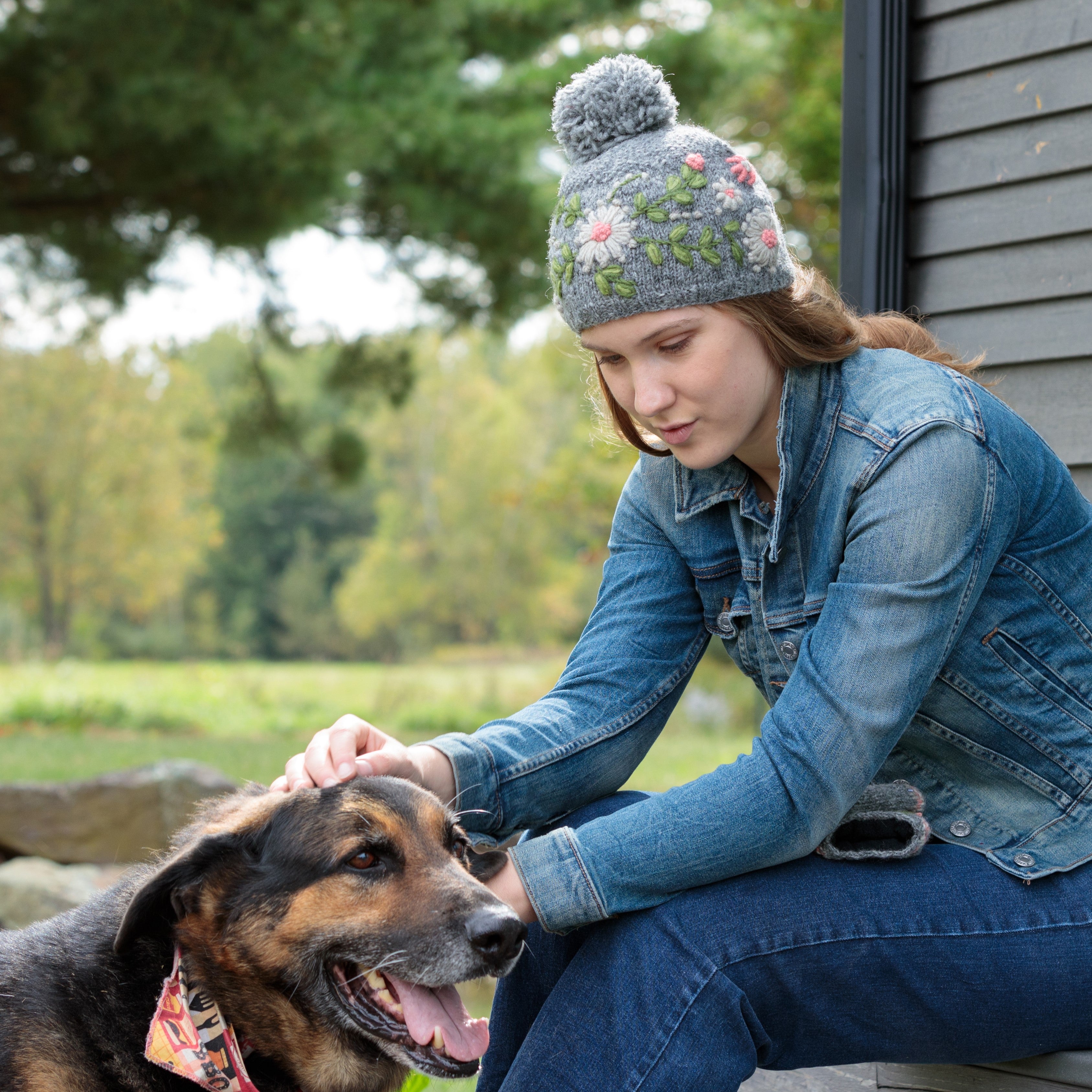 Olivia Beanie – Hand-Embroidered Wool Hat with Fleece-Lined